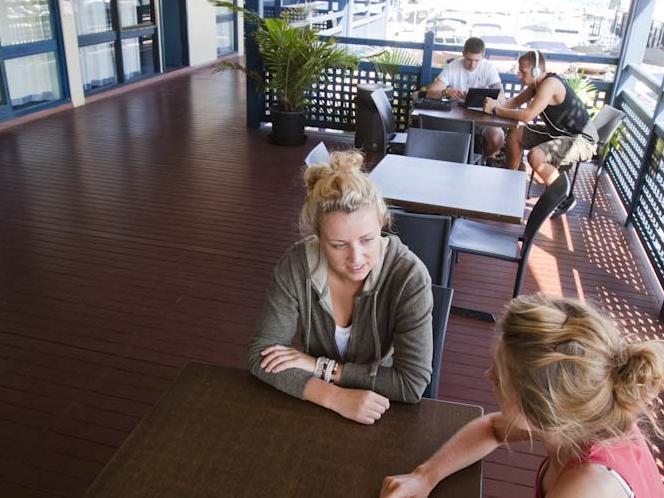 Surfers Paradise Yha Southport Екстер'єр фото